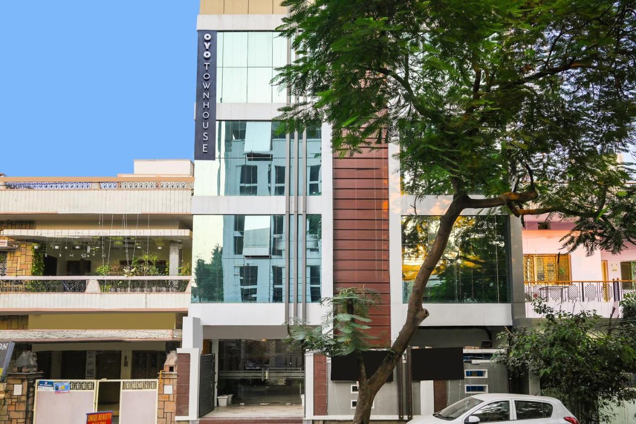 Townhouse Oak Hotel Ar Ganges Premium Benares Buitenkant foto